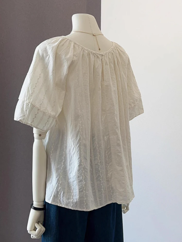 Лето 2023, женские повседневные свободные ort Sve irt Faionable Age-Defng, универсальный дизайн, Sensation для поездок на работу, чистый цвет