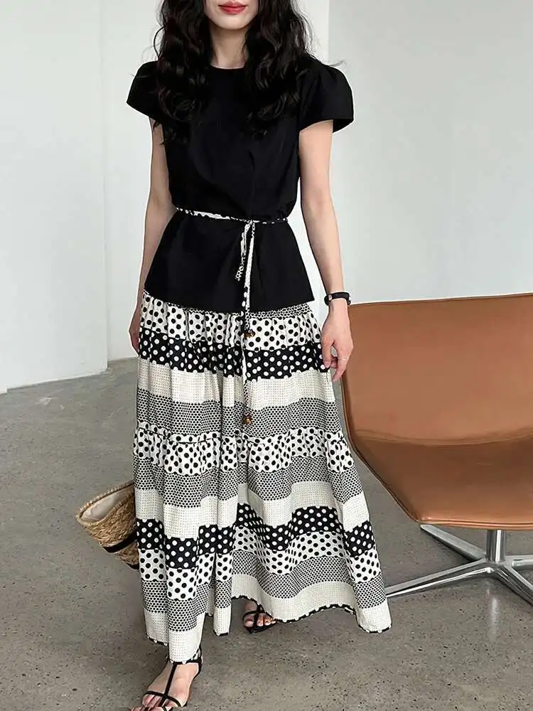 เอวยางยืดสูงสีดํา Dot พิมพ์ลาย A-Line กระโปรงครึ่งตัวผู้หญิงแฟชั่นฤดูใบไม้ผลิใหม่ฤดูใบไม้ร่วง