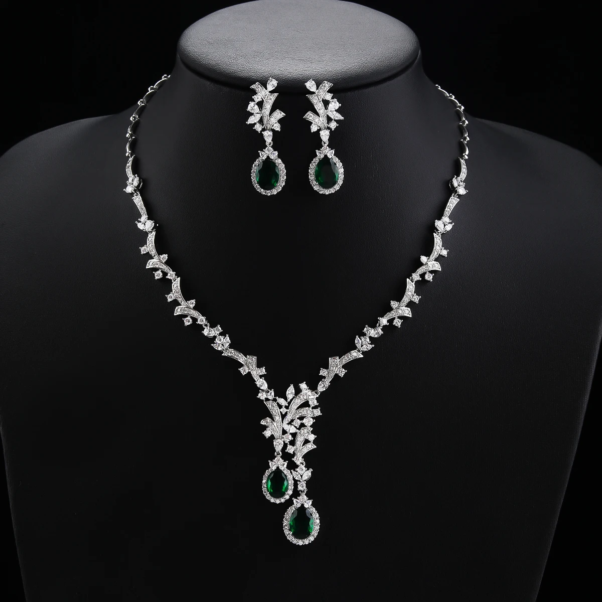 Luxury Women Necklace and Earring Set  Zirconia Silver Color Red and Green Wedding Jewelry Set CN11070