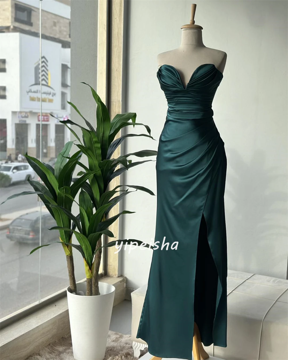 Customized Exquisite Satin Pleat Ruched Straight Sweetheart Long Dresses Celebrity Dresses Classic Modern Style Formal Simple Ma