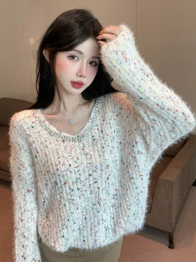 

Sweater Women Rhinestone V Neck Autumn Winter 2024 Loose Fashion Pullover V Neck Knitwear Female Jumper Casual Chic