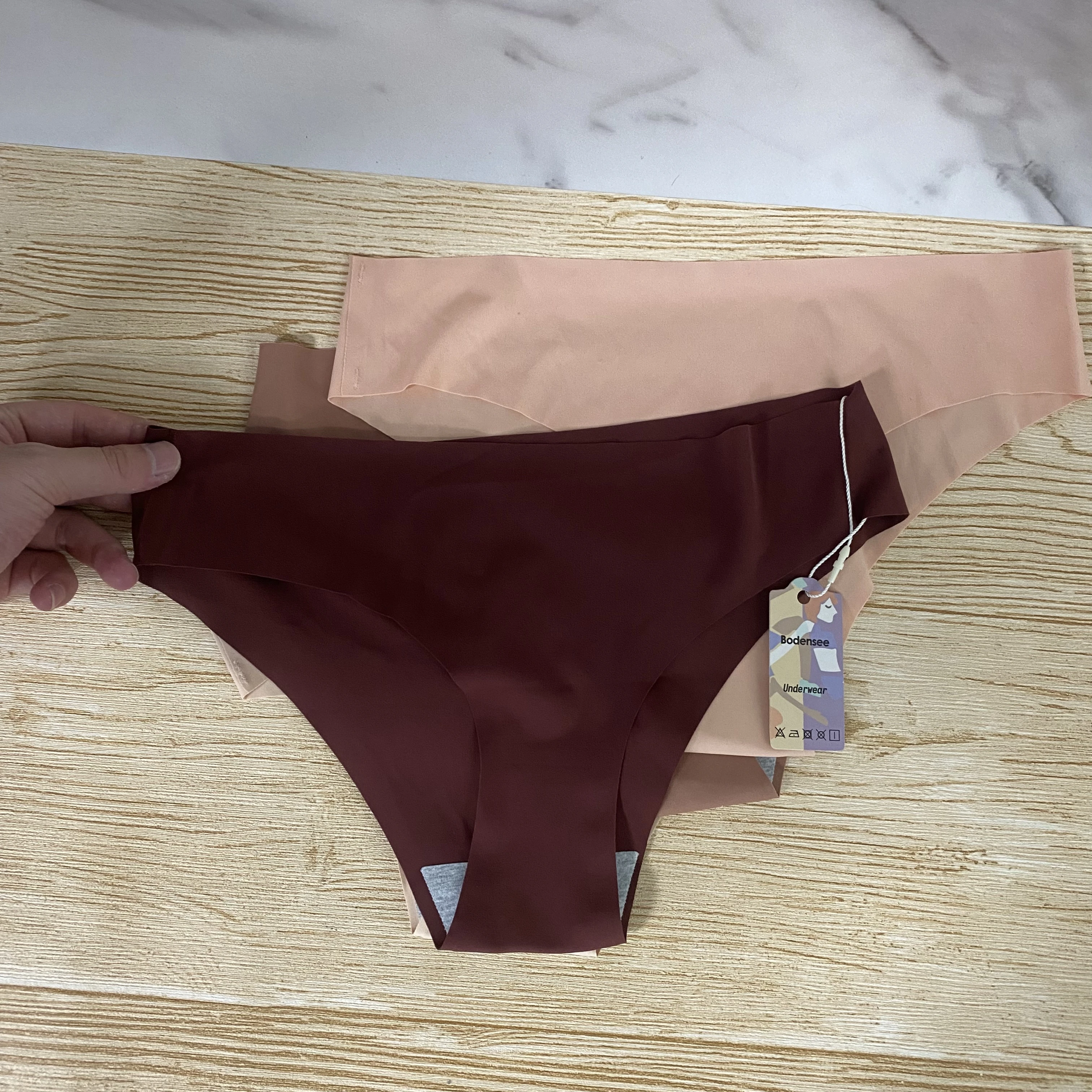 Women's underwear made of pure cotton in various colors Date first listed ：July 1，2024