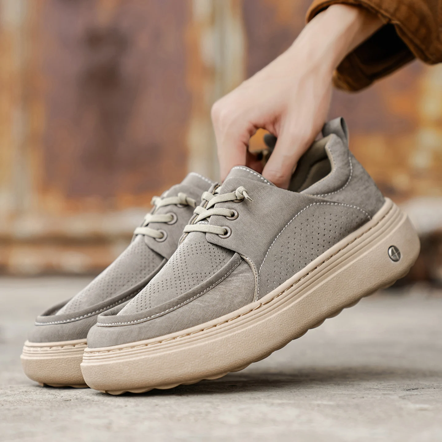 

2025: Мужская легкая повседневная обувь с широким носком на толстой подошве, дышащая цельная тканевая обувь без шнуровки, дышащие кроссовки