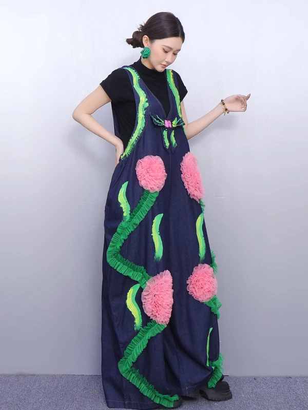 ชุดเดนิมขายาวผู้หญิงลายดอกไม้พิมพ์ลายดอกไม้สามมิติ ดีไซน์แฟชั่นทรงหลวมพรางหุ่น เอวสูง สำหรับฤดูใบไม้ร่วงและฤดูหนาว