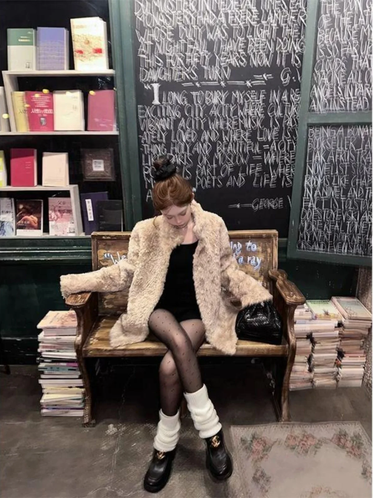 ملابس خارجية للسيدات صديقة للبيئة من الفرو للنساء ذات ياقة واقفة معطف شتوي جديد مستدام