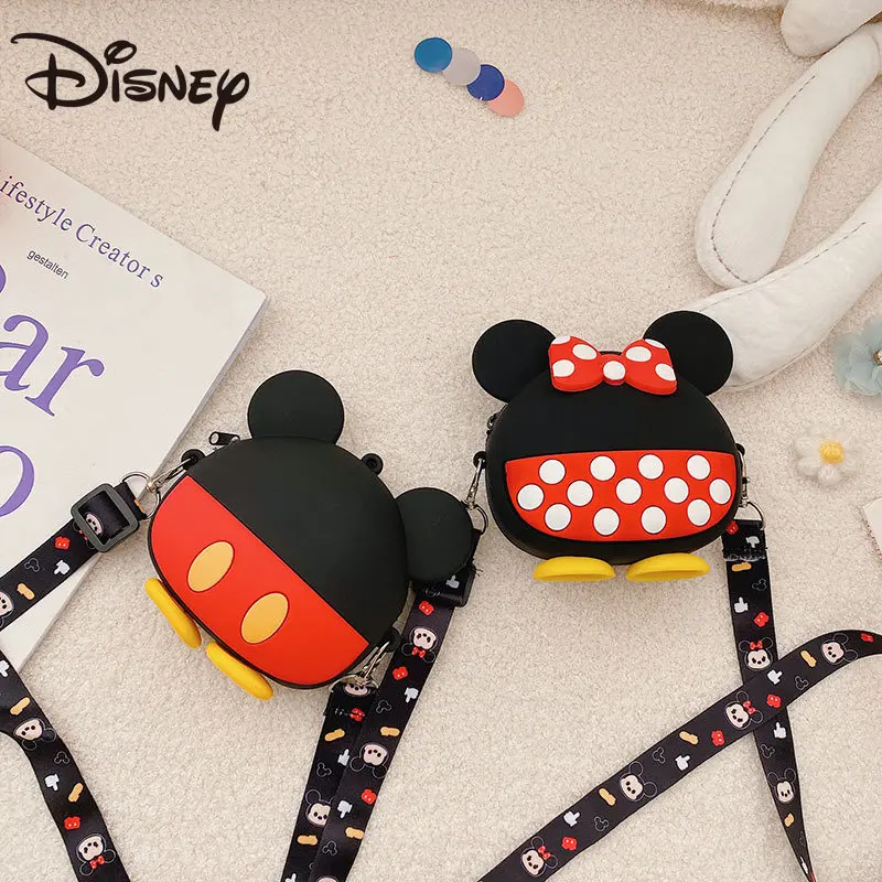 MINISO Disney New Silicone Children's Bag Girl Cute Cartoon One-shoulder Messenger Small Bag Girls Change Accessories Bag