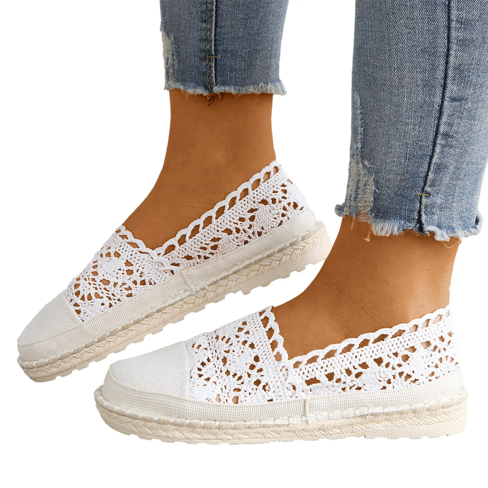 2024 New Lace Hollow Out Breathable Mesh Summer Flats Casual Crochet Bohemia Shoes Platform Sneakers for Women Zapatillas Mujer