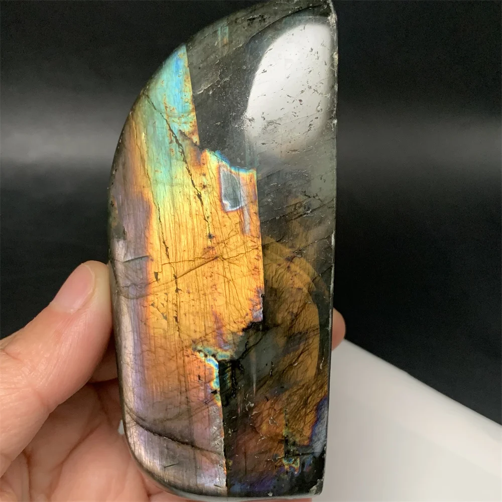 

Delicate Full Light Natural Yellow Blue Green Labradorite Ornaments Standing Orange Purple Light Labradorite Specimens Pendants