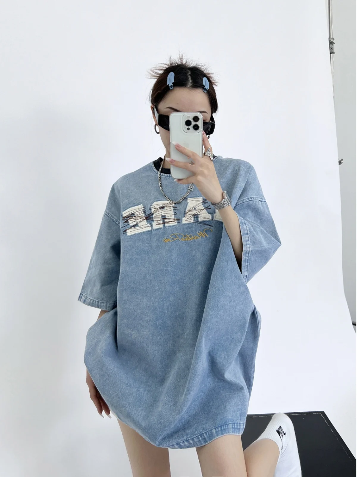 

Ретро американский дизайн Sense, джинсы большого размера с вышивкой, футболка ort Sve для мужчин и женщин, летняя тонкая хлопковая повседневная уличная футболка...