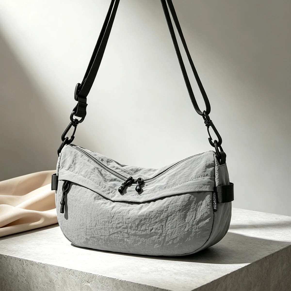 Fahrrad-Umhängetasche für Herren, tragbare Schultertasche für den Arbeitsweg und Reisen, kleine Umhängetasche für Outdoor-Sport, Freizeitaktivitäten im Park und Fitness für Damen. – Detail 12
