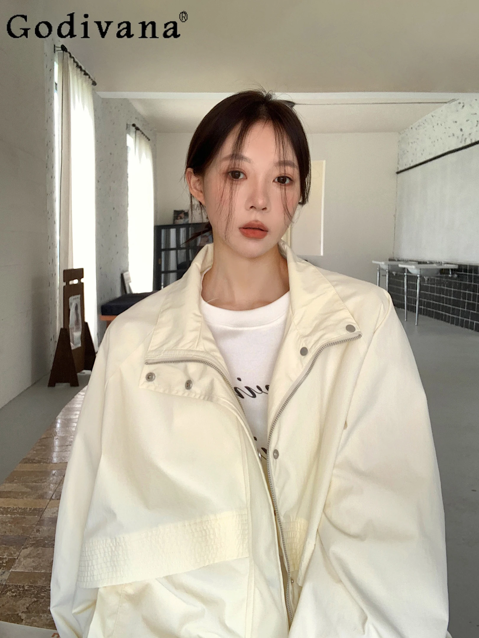 

2025 New Autumn High-end Tooling Jacket Women's Korean Ins Versatile Daily Commuter Lapel Zipper Windproof Jacket