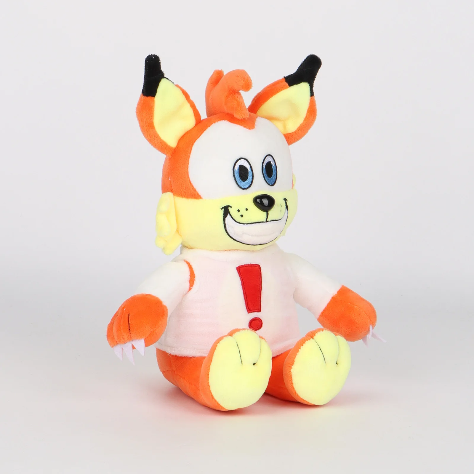 Carino 26 cm Bubsy Cat Peluche Divertente Cartone Animato Gatto Arancione Farcito Cuscino Indossare T-shirt Bianca Con Marchio di Esclamazione Rosso Stampa Peluche