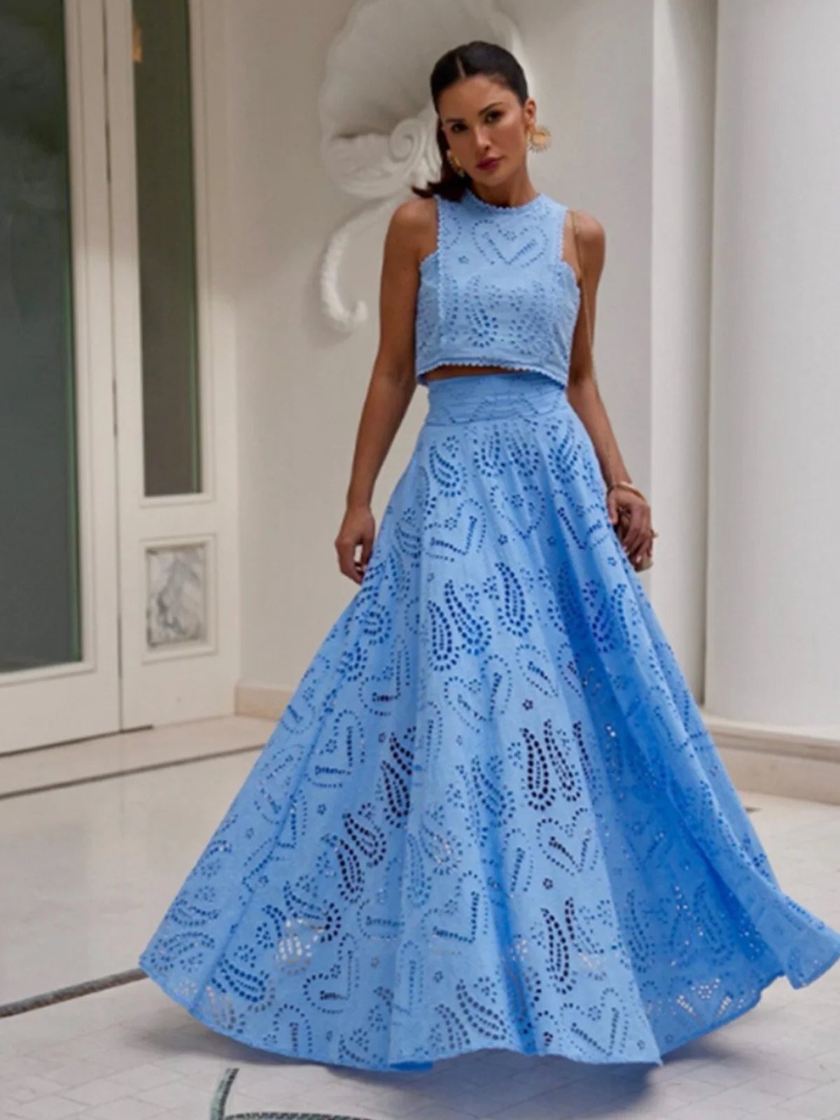 

Длинный комплект Dr с вышивкой Svel, модный дизайн с вырезом, женский ансамбль из полиэфирного волокна для детей 8–25 лет