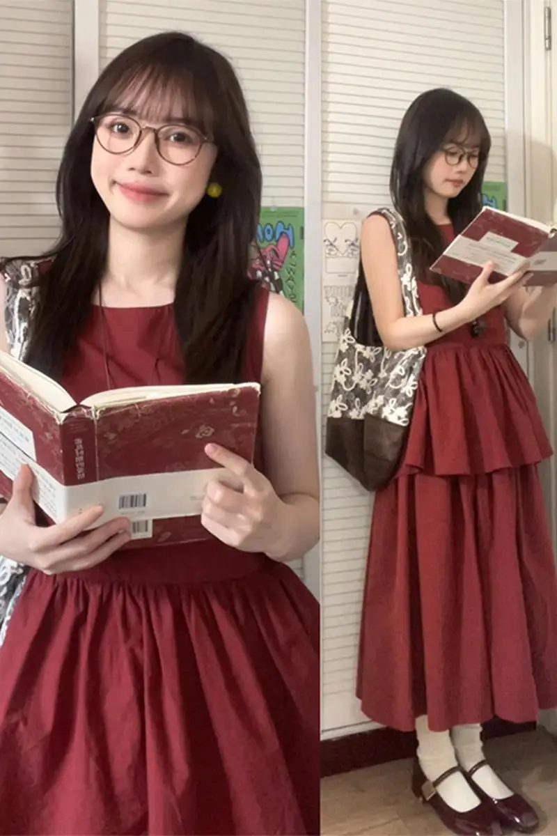 Vestido chaleco sin mangas rojo francés para mujer en verano 2025, nuevo conjunto de traje pequeño y de alta gama, falda larga