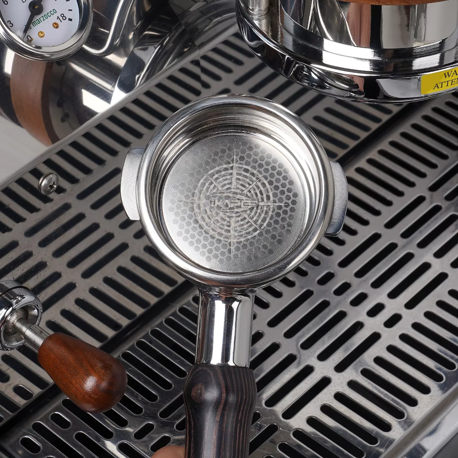 سلة فلتر إسبرسو من الفولاذ المقاوم للصدأ لخلية النحل من IKAPE - استخلاص عالي الدقة لصانع القهوة بفلتر القهوة بدون قاع 51/54/58 مم #3