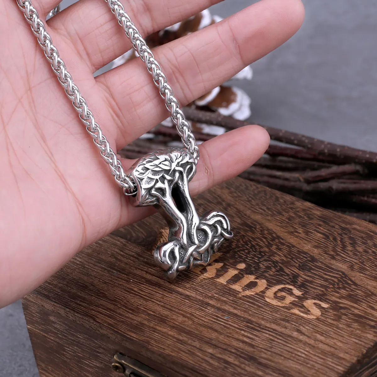 Dropshipping Viking Tree of Life Rune Necklace Men's Stainless Steel Thor Hammer Fashion Pendant Necklace Nordic Fashion Jewelry