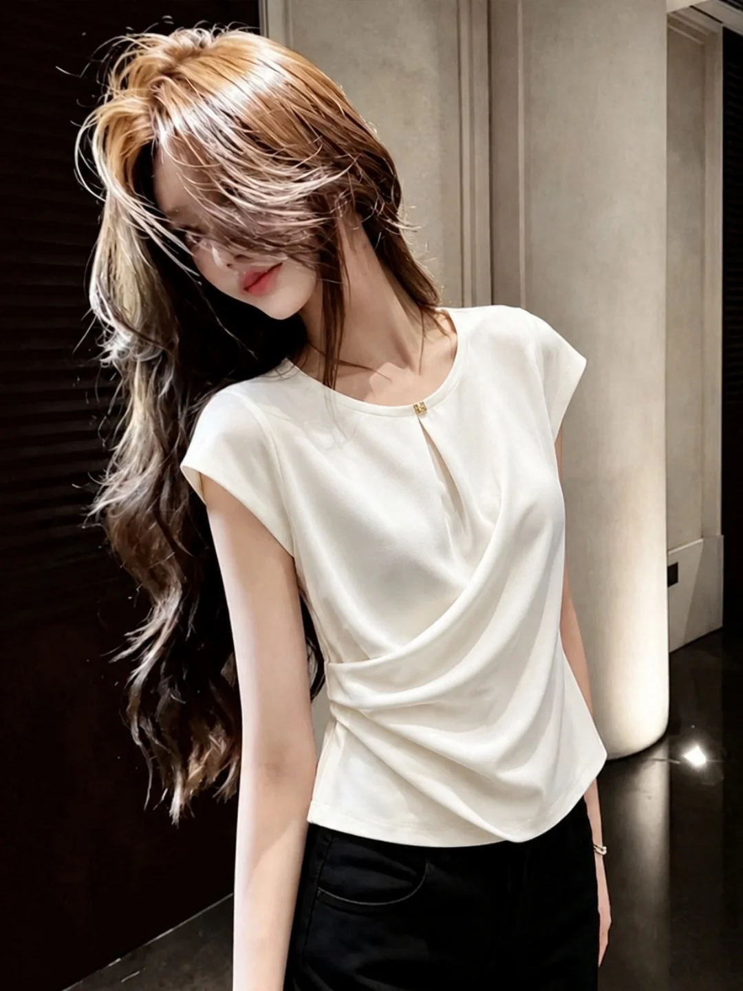 

2026 Summer New Style Commute Pure Color Short Sleeve Women's Top Versatile Basic Design Korean Version Straight Cut Silk Shirt