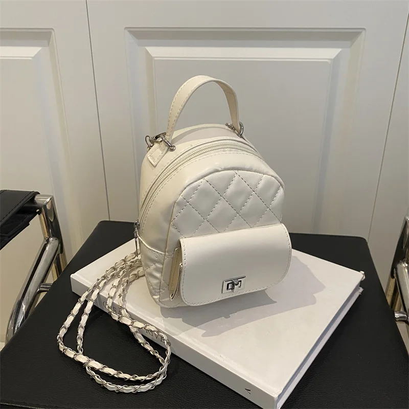 

Mini rhombus backpack women's 2025 new fashionable versatile small schoolbag summer travel chain backpack
