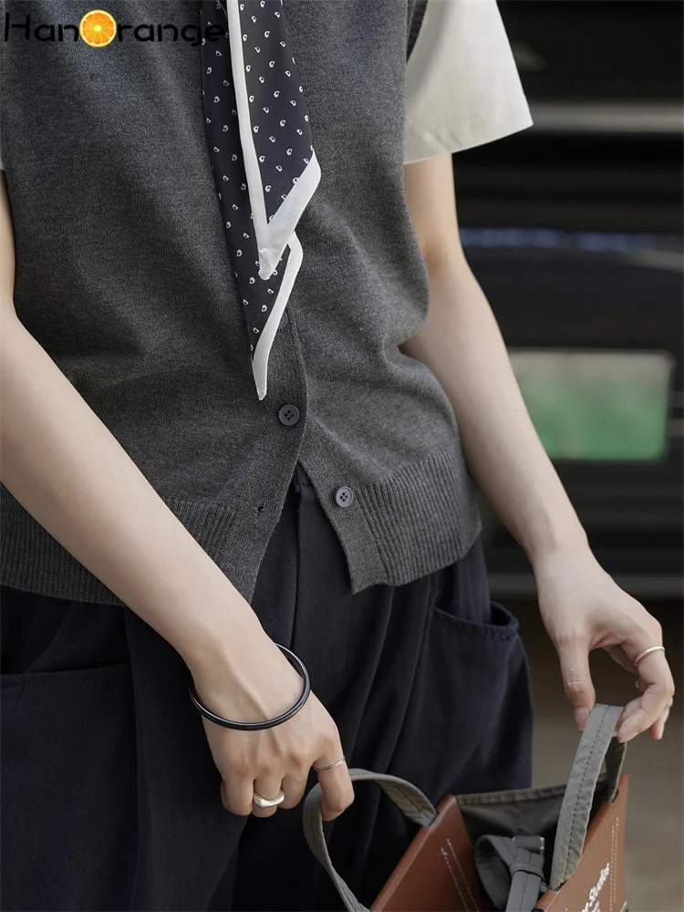 HanOrange 2025 Autumn Age Reduction Silk Scarf Knitted T-shirt Women Fake Two Short Sleeved Top Off White/Dark Gray/Coffee