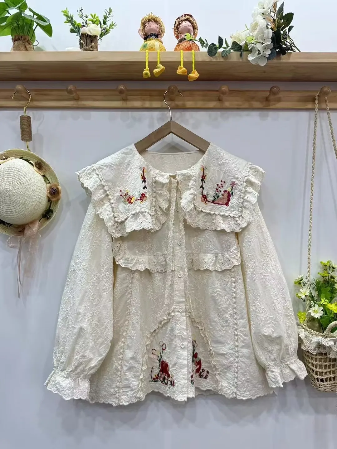 Autumn New Sweet Mori Style Embroidered Shirt For Woman Single Breasted Long Sleeve Casual Shirt 824-802