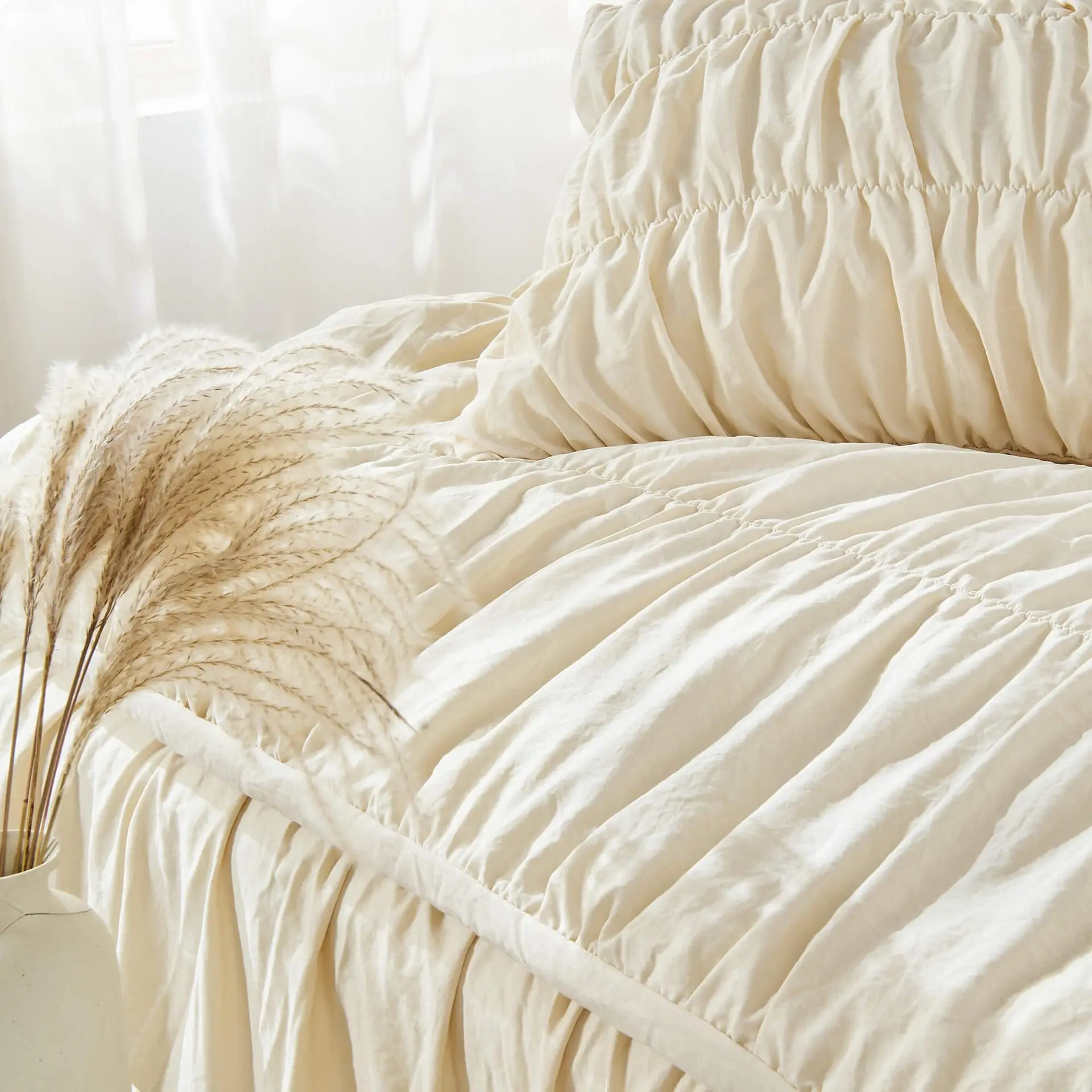 Thumbnail 4 - #18 Best Comforter Sets to Buy In 2026