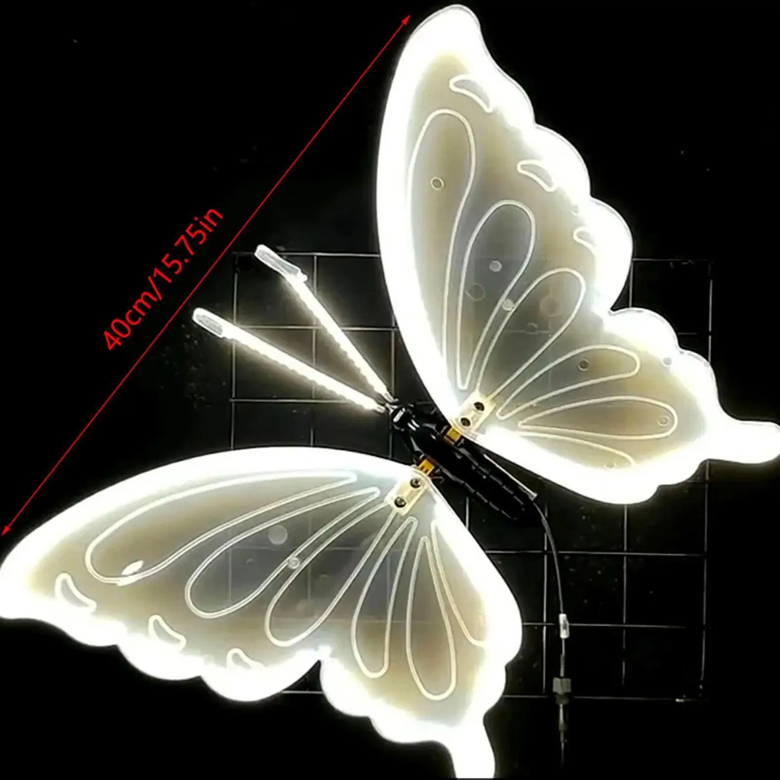 

Realistic Butterfly Lamp Plastic Statue Luminous Garden Ornament Outdoor Landscape Light for Patio Decor