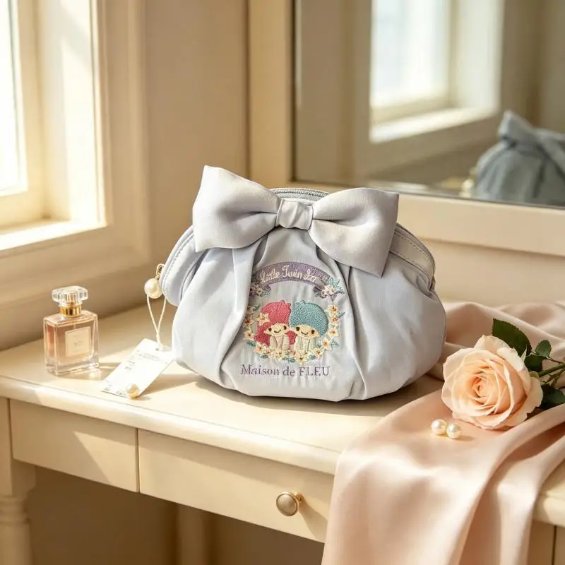 Kawaii Little Twin Stars Shell Makeup Bag New Japanese Anime Cartoon Character Multifunctional Zipper Storage Bag Friend's Gift