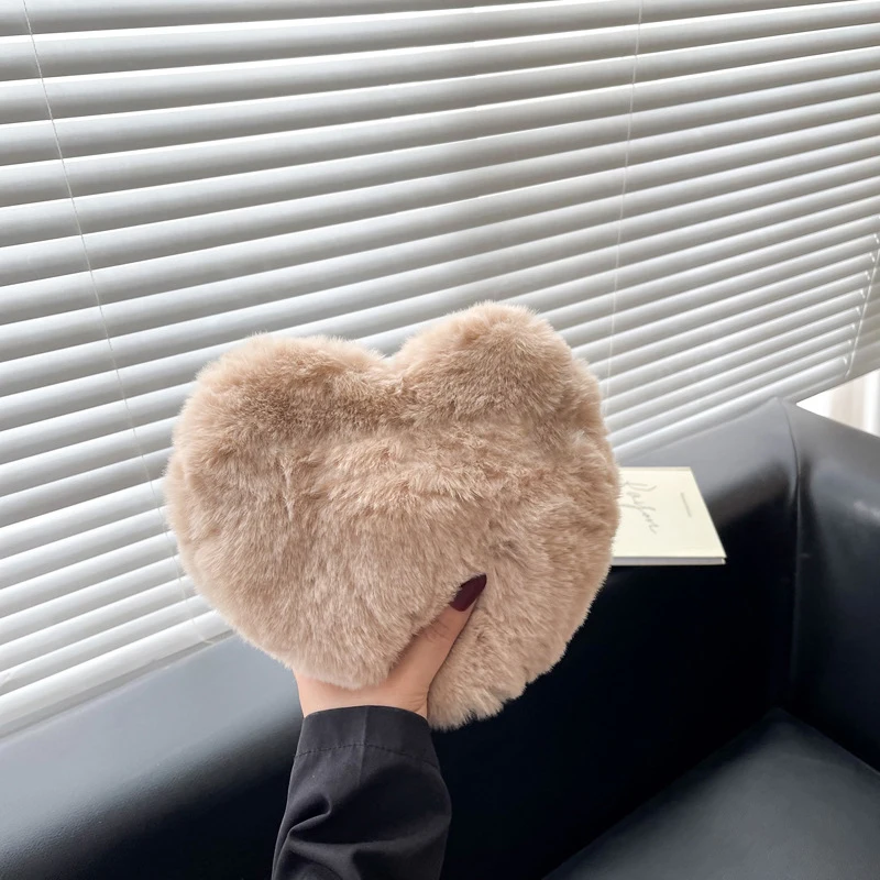 

Luxury Faux Fur Heart-shaped Women Small Handbags Fluffy Plush Ladies Chain Shoulder Bag Fashion Female Furry Daily Clutch Purse