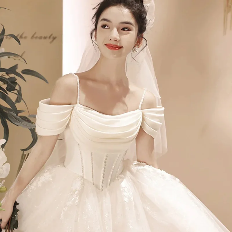 Wedding Dress 2024 New Bridal Small Trip Shoot Mori Light Certificate Registration Dinner Suit Welcome Yarn