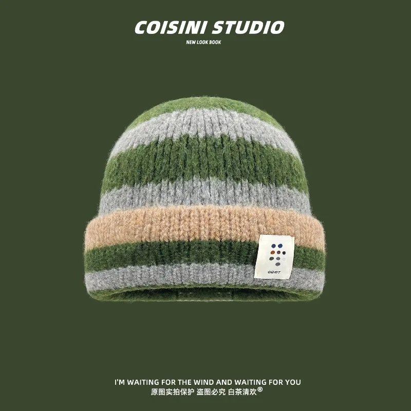 Japanische Retro-Strickmütze mit Streifenmuster und aufgesetzten Elementen für Damen und Herren, Wintermode, warm, schützt die Ohren, Mütze im Skull-Design. – Detail 2