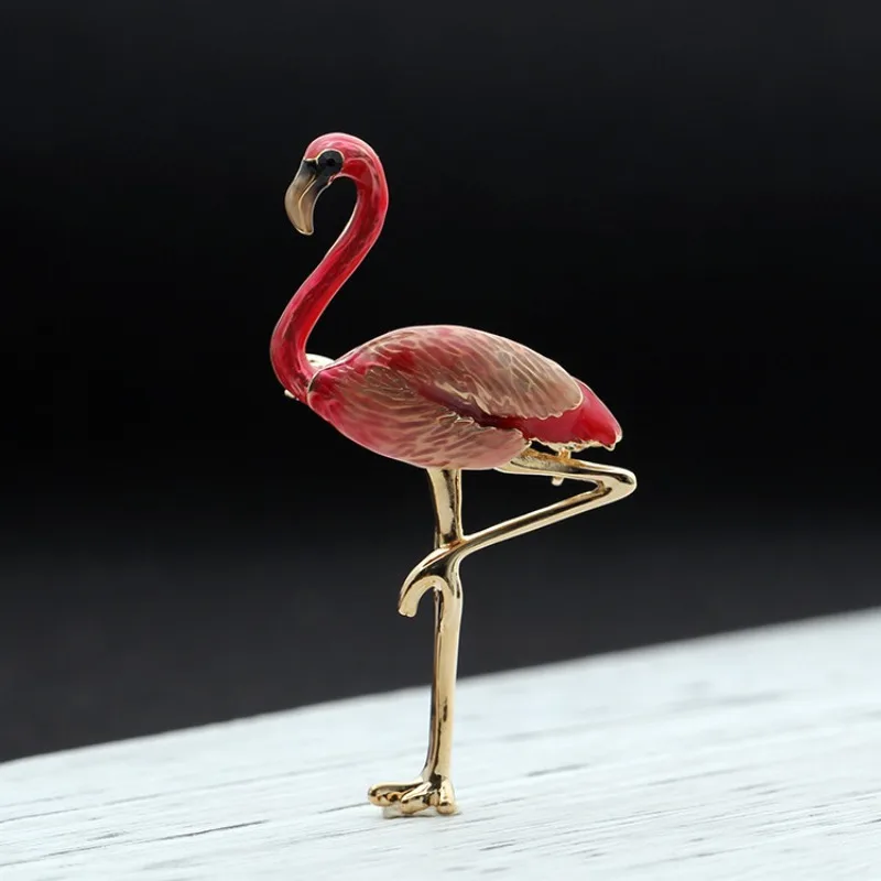 Elegant Classic Exquisite Enamel Flamingo Pin Brooch for Women Girls Fashion Animal Suit Coat Accessories
