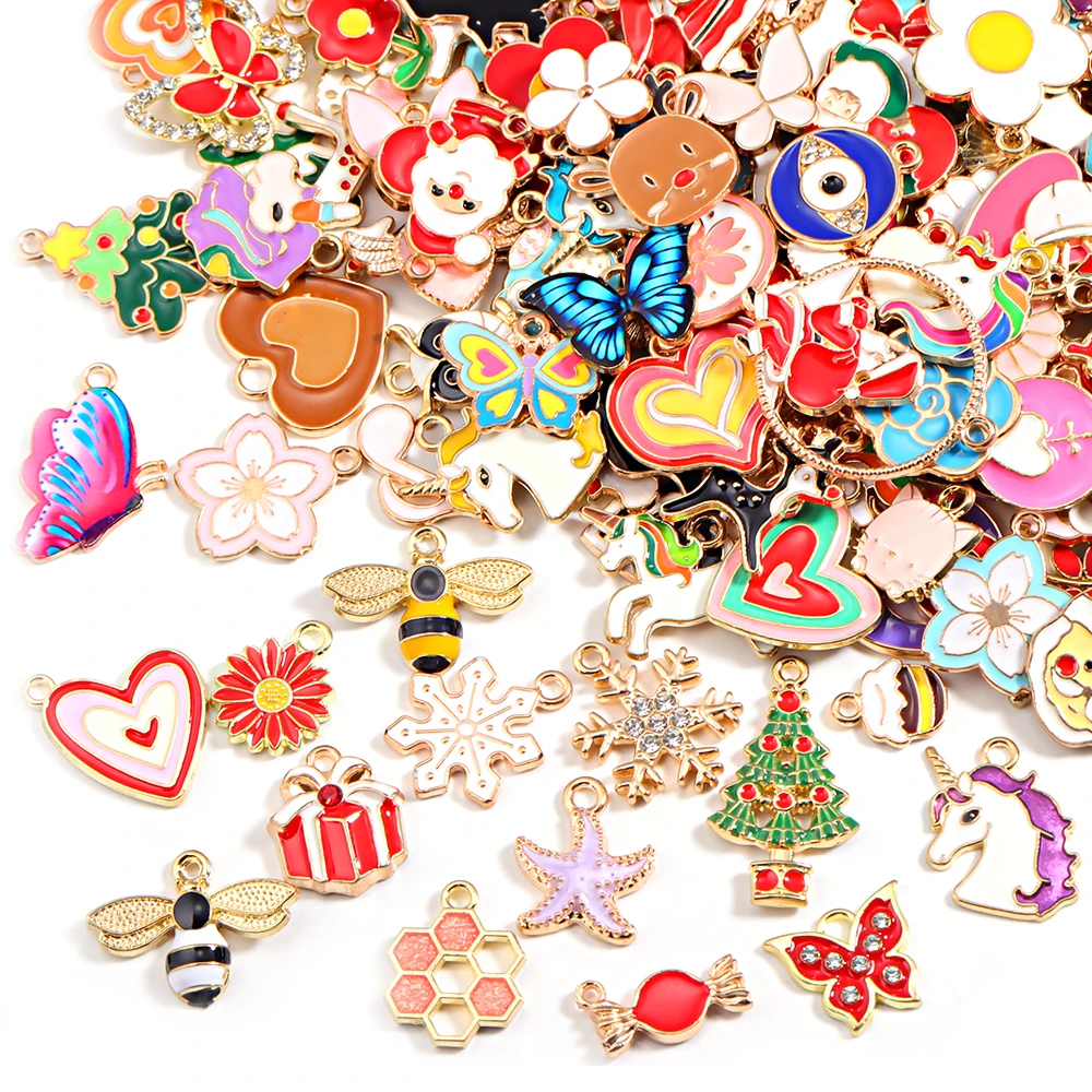 Random Mix 20Pcs Emalia Wisiorek Miłość Tęcza Kwiat Pszczoła Motyl Zwierzę Roślina Stop Urok Do Diy Kolczyki Biżuteria Tworzenie Prezentów