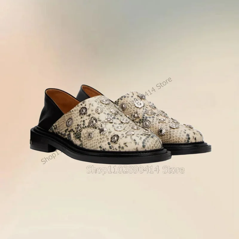 

Beige Snakeskin Print Metal Rivets Decor Men Shoes Fashion Slip On Male Shoes Luxurious Handmade Party Banquet Men Casual Shoes