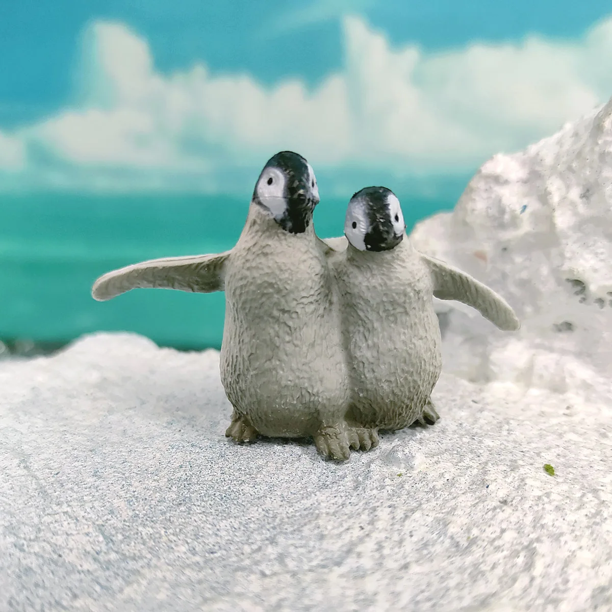 Mini Realistic Emperor Penguin Figurine Toy Simulation Animal Model Home Decoration Desktop Ornament Cute Wildlife Collectible