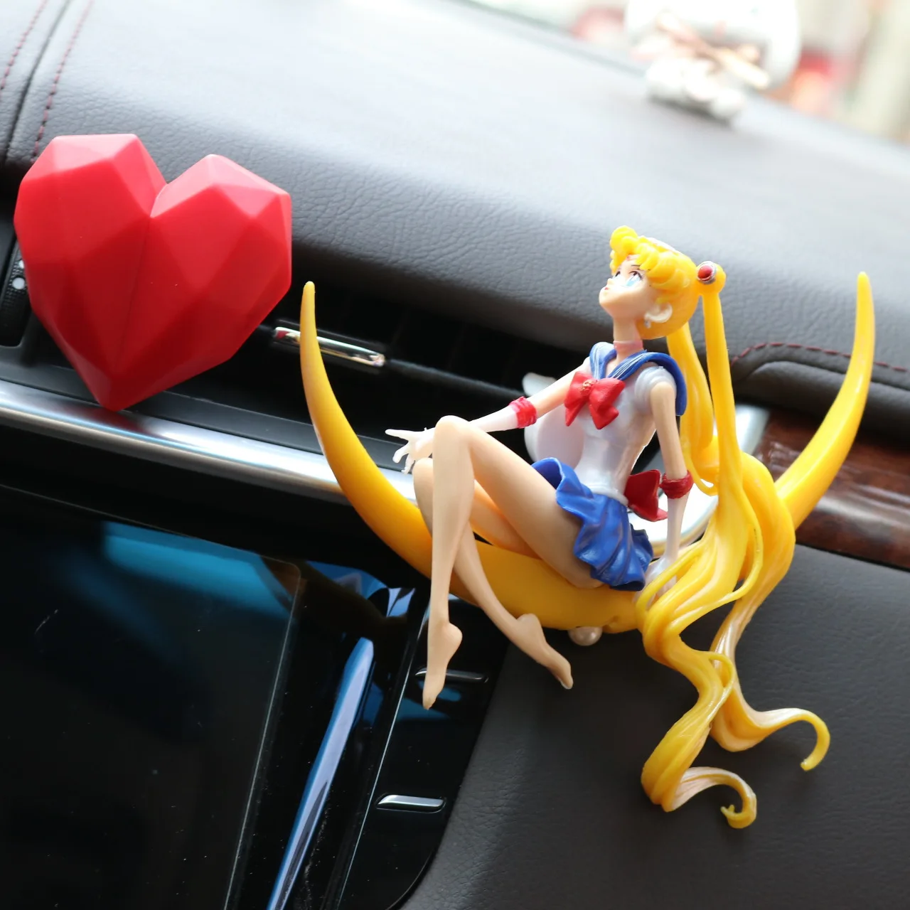 Car Interior Air Outlet Clip Accessories Anime Sailor Moon Beautiful Girl Action Figure Ornament Pink Auto Decoration for Women