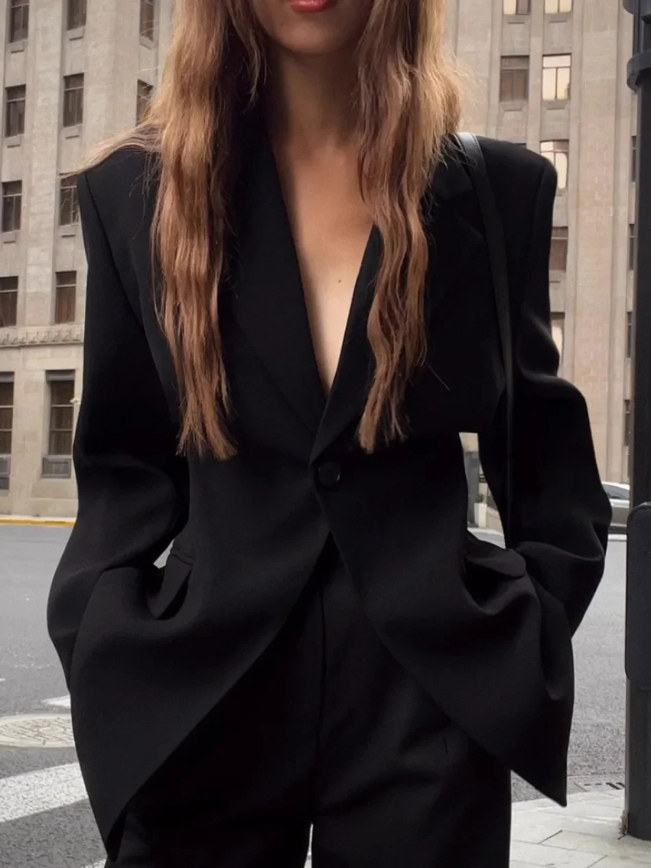 Modischer Slim-Fit Schwarzer Blazer für Damen, Frühjahr/Herbst 2026 Neuerscheinung, Einfarbiger Schlankmachender Lässiger Langarm-Blazer – Detail 5