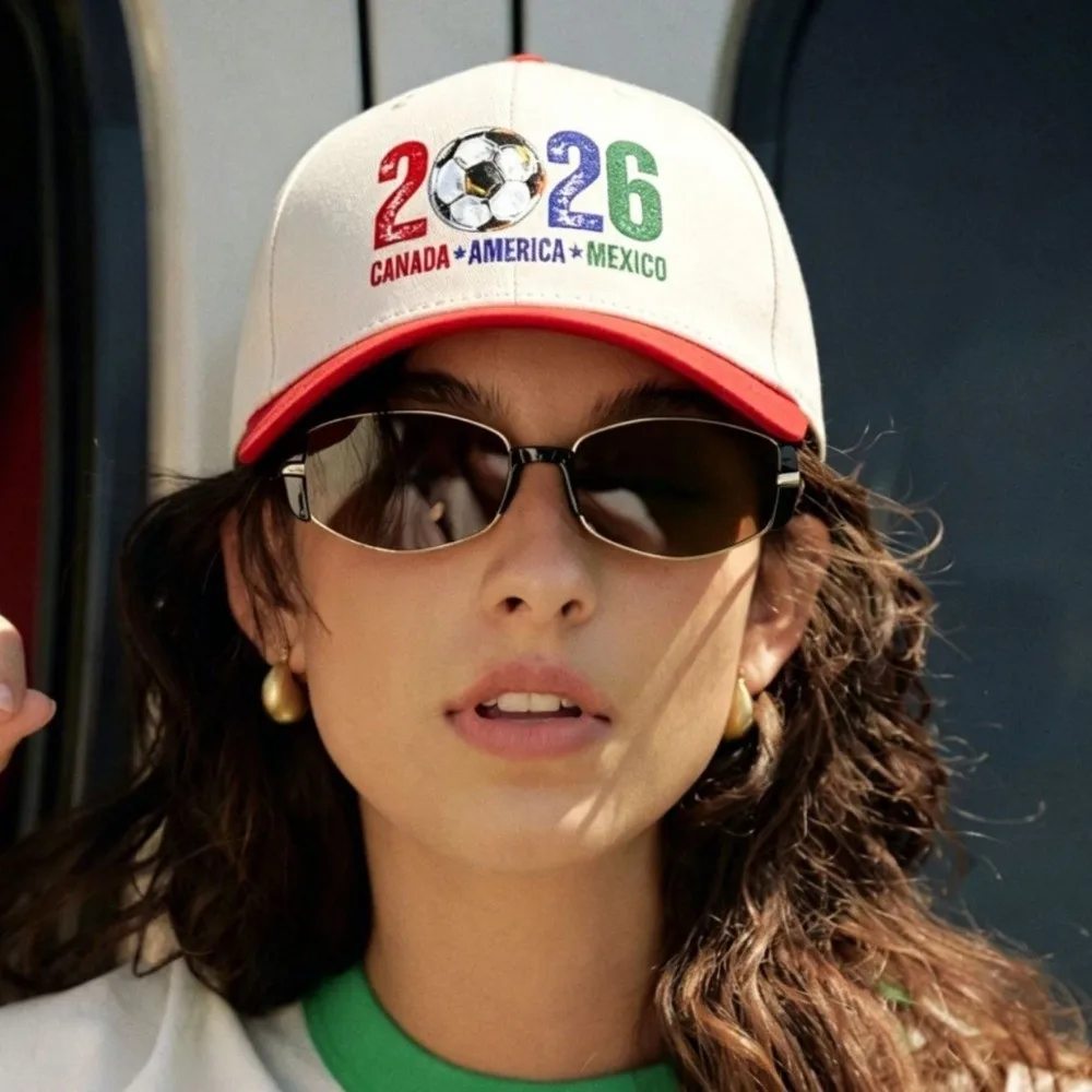 

Color-Blocked Soccer Baseball Cap Soft Brim Sun Protection Breathable Peaked Cap Hip Hop Lightweight Running Sun Caps Sports