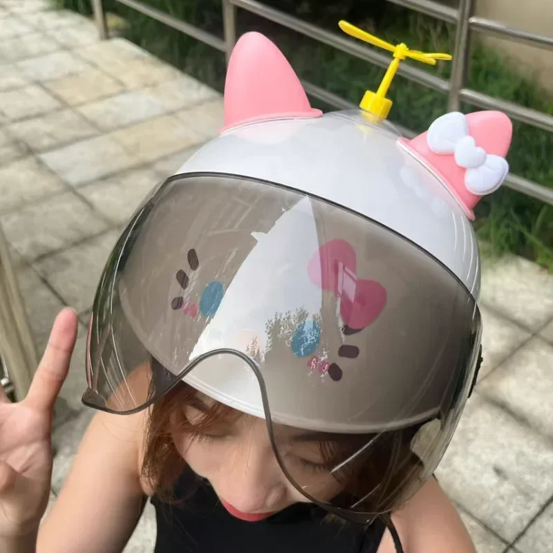 Sanurgente-Casque d'équitation de moto électrique, Hello Kitty, demi-casque de sécurité, protection solaire, chaud, été, hiver, jouets