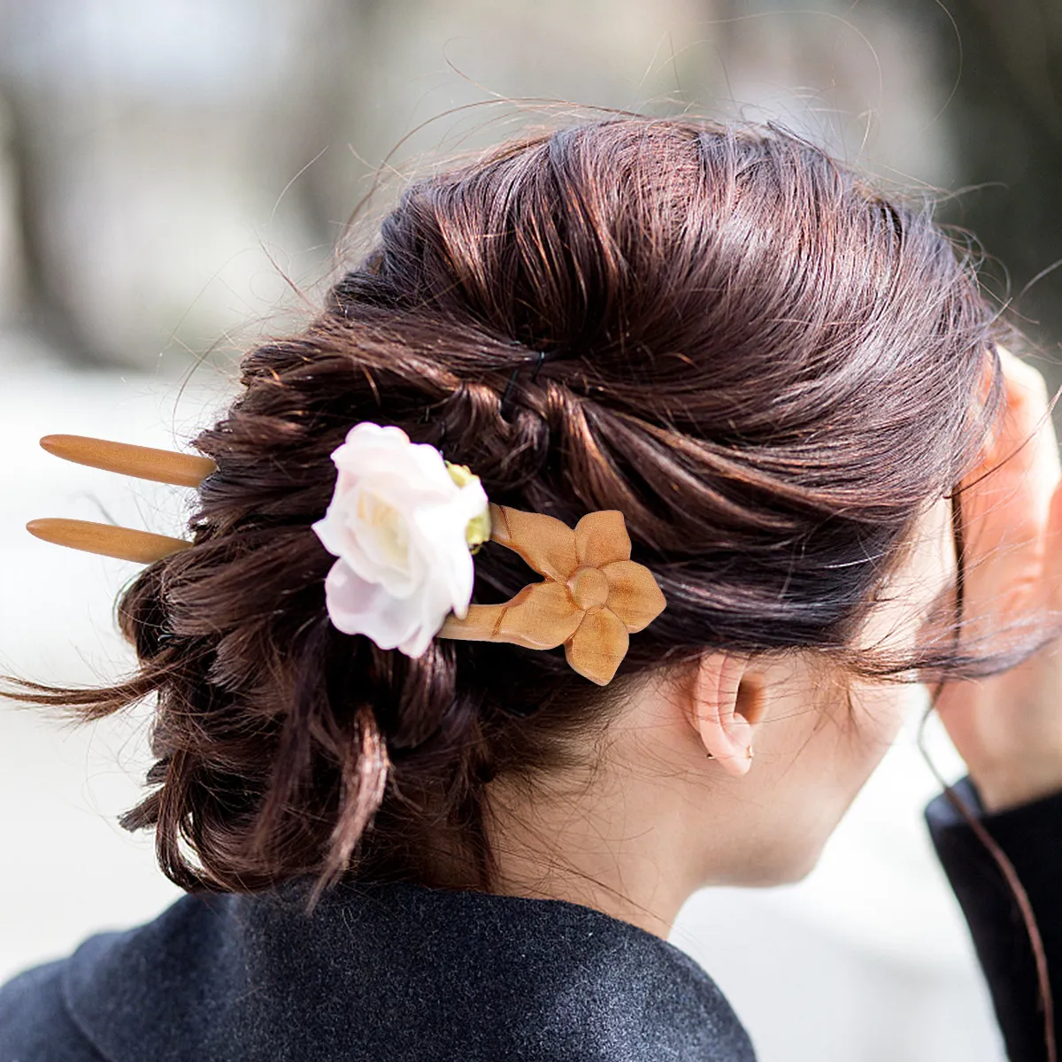 

Wooden Hairpin Premium Natural Wood Material U Shape Hair Stick Retro Vintage Hair Claw for Ceremony Party Elegant