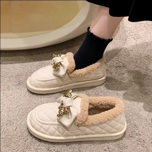 Cover Toe Shoes Woman 2024 Flock Loafers Low Slippers Flat Winter Footwear Pantofle Fur Flip Flops New Plush Rubber Rome Retro w