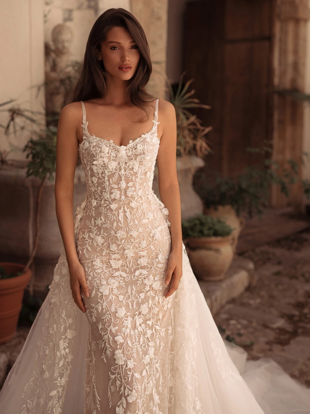 Magnifique robe de mariée perlée avec traîne détachable, avec des Appliques en dentelle de rêve, nouvelles robes personnalisées à fines bretelles pour mariée