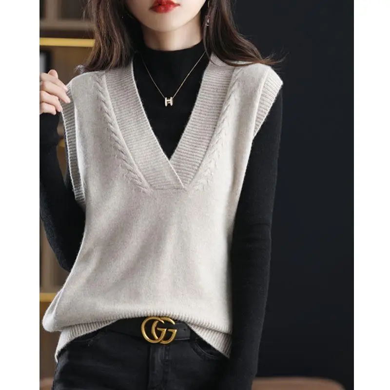 Knitted Sweater Vests Women Casual Loose Korean Elegant Sleeveless Tops Solid Knitwear Pullover Autumn Winter Wild Waistcoats