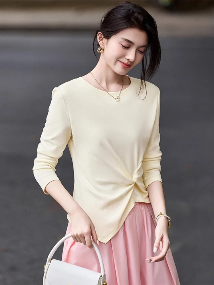 

AENTUBILA Long Sleeve T-shirt Women's 2025 Autumn New Simple Solid O-neck Knitted Slim Fit Tops Asymmetrical Hem 153TA2337
