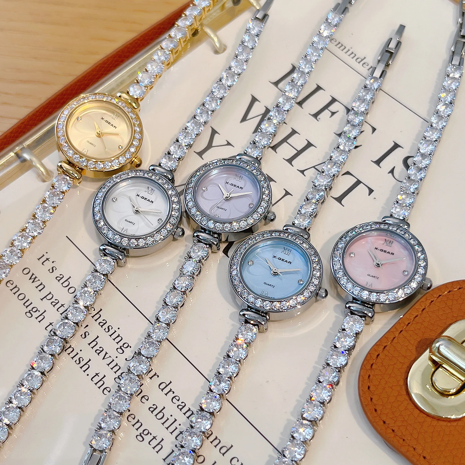 Gold Minimalist Watch Fashion Rhinestone Women Watches Waterproof Wristwatch for School Girls