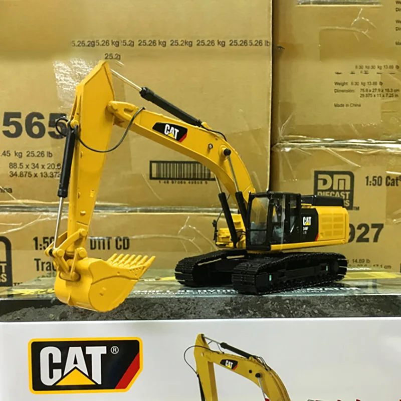 

Diecast Alloy 1:50 Scale CAT 34 9F L XE Excavator Loader Engineering Vehicle Model For Adult Classic Collection Display Ornament