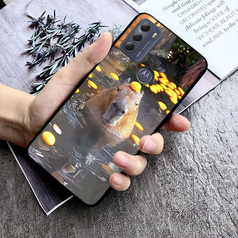 

Animal Capybara Phone Case For Motorola Moto G85 G55 G05 G14 G75 G31 G50 G10 G20 G30 G60 G13 G32 G84 G54 G53 G72 G24 Power