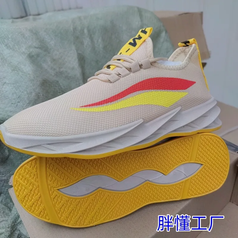 2022 Men Running Shoes White Shoes Tennis Summer Mesh Lace-up Footwear Breathable  Stripe Men Fashion Sneaker Super Light