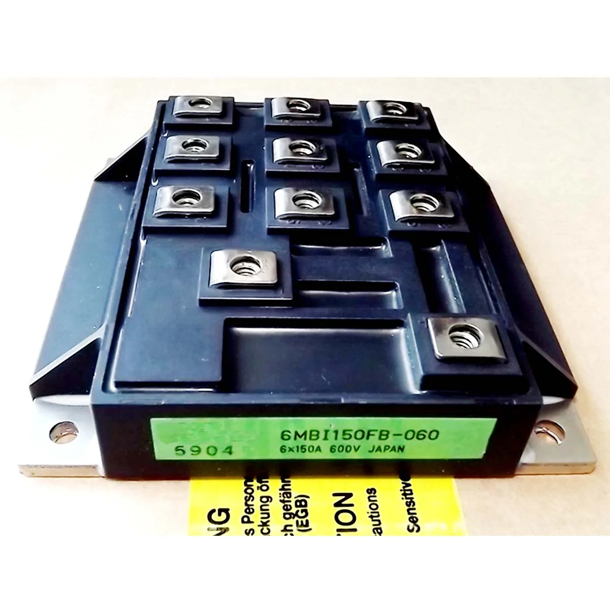 

IGBT модуль транзистора 6MBI150FB-060 6MBI200FB-060 6MBI150FB-060-01 6MBI200FB-060-01 инвертор