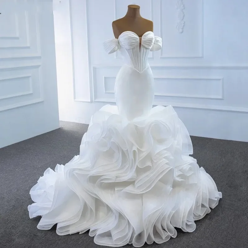 Elegante Organza di raso Ruffles abiti da cerimonia da sera da donna sirena con spalle scoperte pieghe abito da sposa con lacci