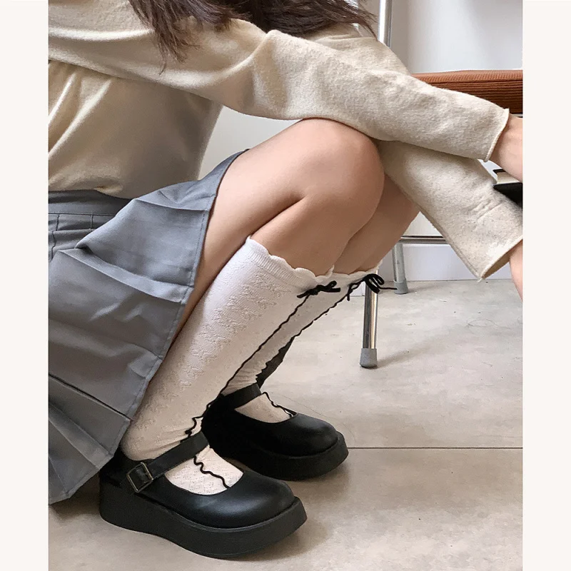 Chaussettes mi-mollet en velours à rayures verticales, bloc de couleurs noir et blanc, nœud papillon, Jacquard, à volants, pour femmes, Lolita